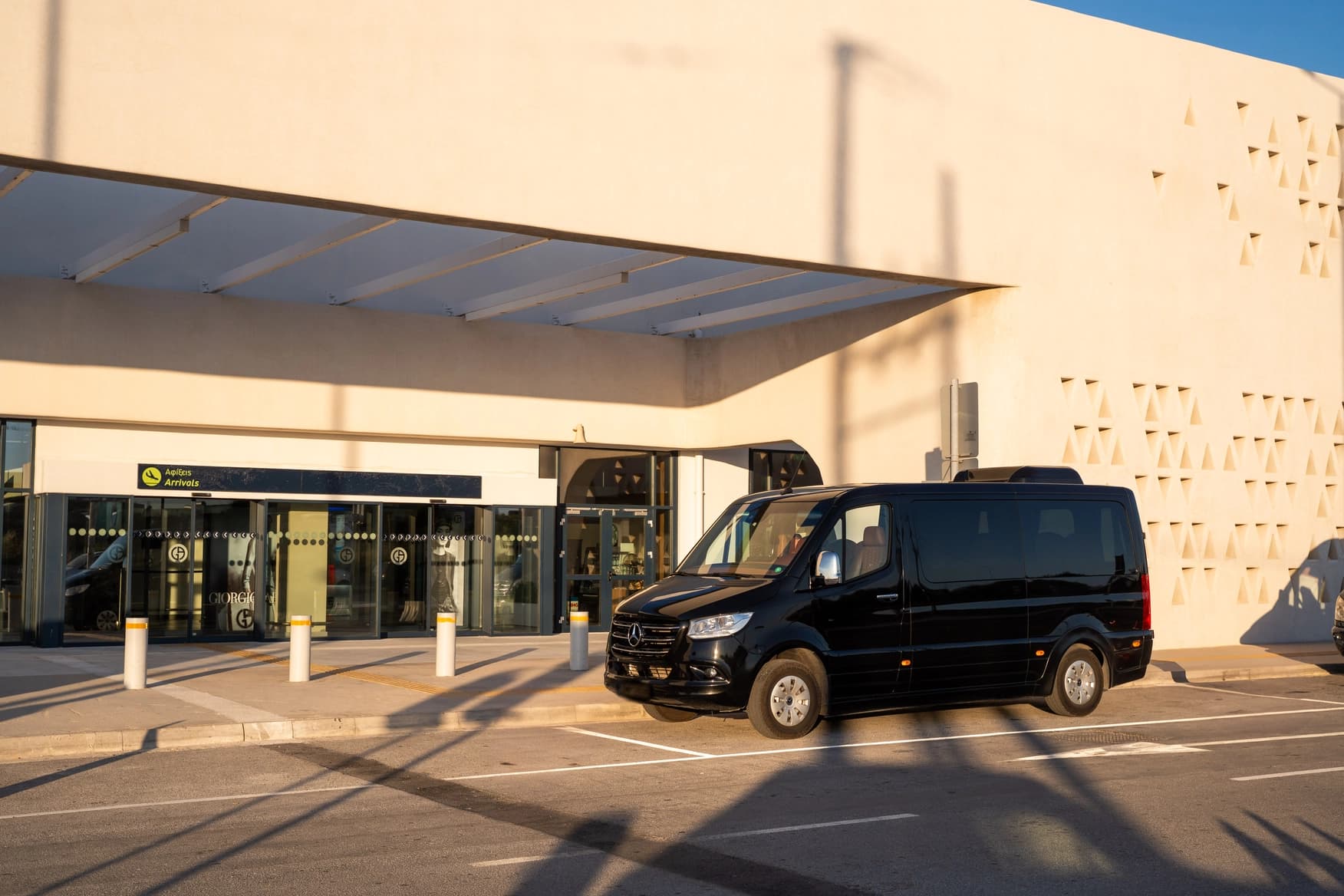 Airport Transfers service in Mykonos